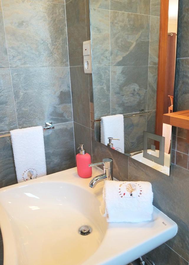 Hotel Italiano Ferreira do Zêzere Esterno foto